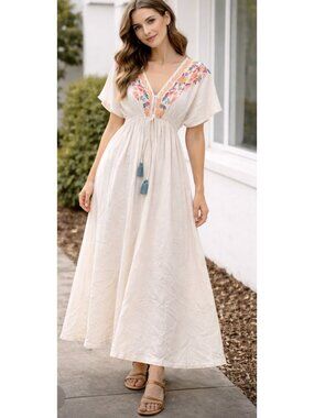 WORLD MARKET Mira Floral Embroidered Ivory Kaftan Dress S / M Boho Summer